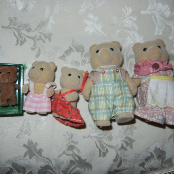 Calico Critters Doll Collection Sylvanian Families Rare Large family lots - Picture 9 of 16